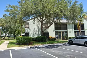 4017 Carambola Cir N, Coconut Creek, FL 33066 - Photo 2