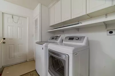13335 Bedford Mews Court, Wellington, FL 33414 - Photo 14