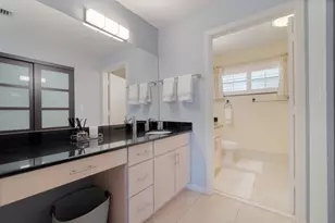 13335 Bedford Mews Ct, Wellington, FL 33414 - Photo 12