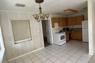 2801 Avenue E, Fort Pierce, FL 34947 - Photo 4