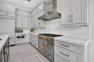 512 Lake Dr, Delray Beach, FL 33444 - Photo 10