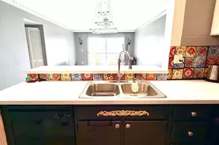 4147 NW 90th Ave, Coral Springs, FL 33065 - Photo 10