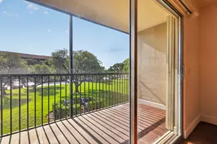 1301 SW 142nd Ave, Pembroke Pines, FL 33027 - Photo 2