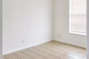1718 Juno Rd, North Palm Beach, FL 33408 - Photo 6