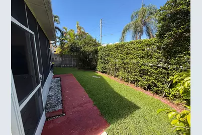 1117 SE 5th Court, Dania Beach, FL 33004 - Photo 18