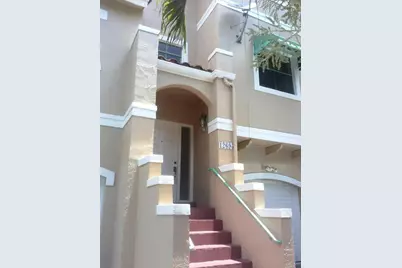 12695 NW 14th Place, Sunrise, FL 33323 - Photo 2