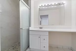 2035 SW 24th Circle, Boynton Beach, FL 33426 - Photo 18