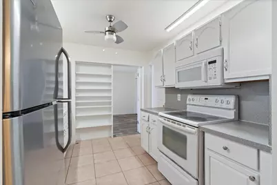 2035 SW 24th Circle, Boynton Beach, FL 33426 - Photo 6