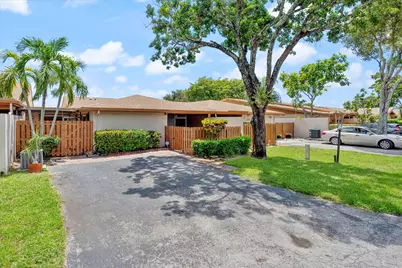 2035 SW 24th Circle, Boynton Beach, FL 33426 - Photo 1