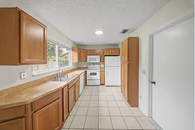 2174 SE Broward Terrace, Port Saint Lucie, FL 34952 - Photo 2