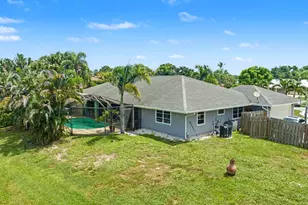 2185 NE Ocapi Ct, Jensen Beach, FL 34957 - Photo 4