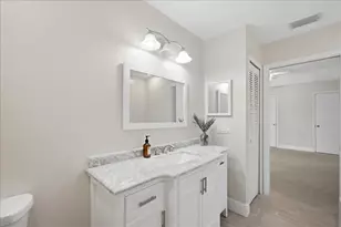 320 NE Surfside Ave, Port Saint Lucie, FL 34983 - Photo 16