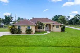2189 SW Gemini Ln, Port Saint Lucie, FL 34984 - Photo 4