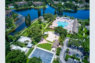 2581 Carambola Circle N, Coconut Creek, FL 33066 - Photo 36