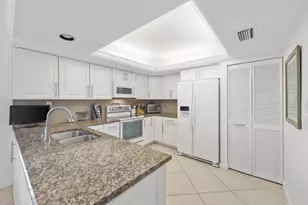 6434 SE Brandywine Ct, Stuart, FL 34997 - Photo 10