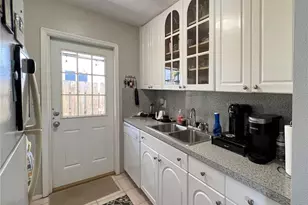 5932 NE 17th Rd, Fort Lauderdale, FL 33334 - Photo 8