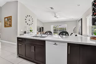 5659 NW 109th Ln, Coral Springs, FL 33076 - Photo 14