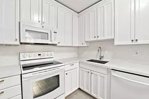 2251 NE 66th St, Fort Lauderdale, FL 33308 - Photo 10