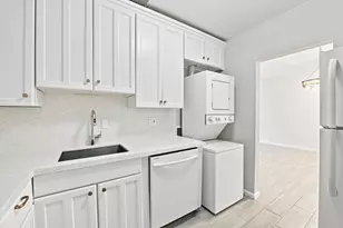 2251 NE 66th St, Fort Lauderdale, FL 33308 - Photo 12