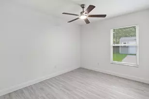 2410 SE Warwick St, Port Saint Lucie, FL 34984 - Photo 22