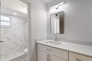 2410 SE Warwick St, Port Saint Lucie, FL 34984 - Photo 18