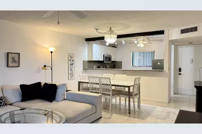 5130 Las Verdes Circle #Apt 313, Delray Beach, FL 33484 - Photo 8