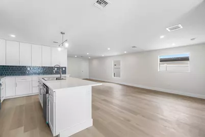 325 SW 8th Avenue, Delray Beach, FL 33444 - Photo 4