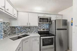 1111 Green Pine Blvd, West Palm Beach, FL 33409 - Photo 10