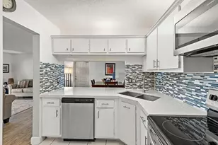 1111 Green Pine Blvd, West Palm Beach, FL 33409 - Photo 10