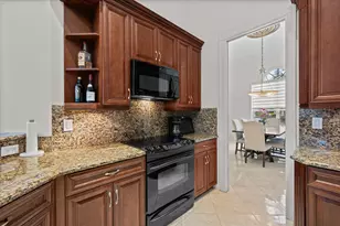 893 Forest Glen Ln, Wellington, FL 33414 - Photo 12