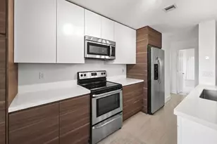 7535 La Paz Blvd, Boca Raton, FL 33433 - Photo 6