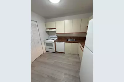 7925 S Colony Circle S #206, Tamarac, FL 33321 - Photo 2