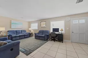225 River Terrace Dr, Jupiter, FL 33469 - Photo 2