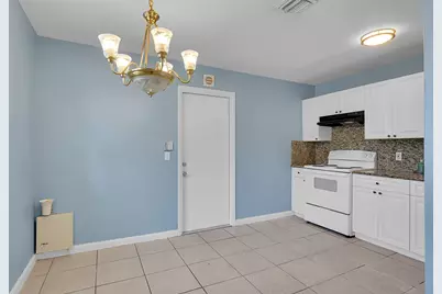 1208 W 32nd Street, Riviera Beach, FL 33404 - Photo 4