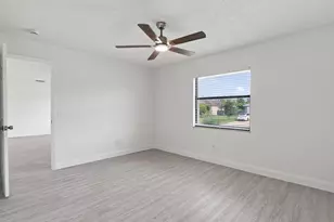 1089 SW Janar Ave, Port Saint Lucie, FL 34953 - Photo 14