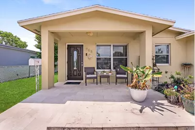 708 Hillcrest Boulevard, West Palm Beach, FL 33405 - Photo 4