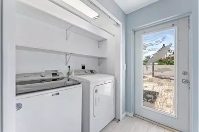 708 Hillcrest Boulevard, West Palm Beach, FL 33405 - Photo 26
