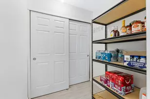 708 Hillcrest Blvd, West Palm Beach, FL 33405 - Photo 14