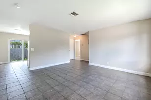3482 48th Ln S, Lake Worth, FL 33461 - Photo 4