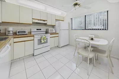 15451 Pembridge Drive #203, Delray Beach, FL 33484 - Photo 6