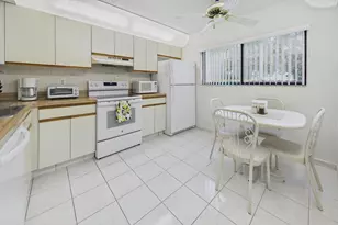15451 Pembridge Dr, Delray Beach, FL 33484 - Photo 6