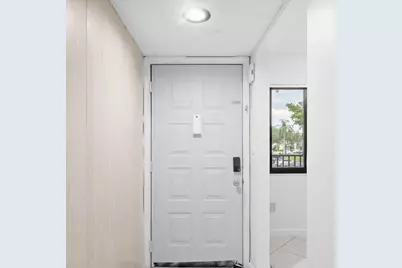 10837 W Clairmont Circle #208, Tamarac, FL 33321 - Photo 4