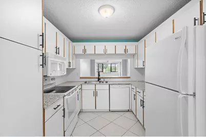 10837 W Clairmont Circle #208, Tamarac, FL 33321 - Photo 6