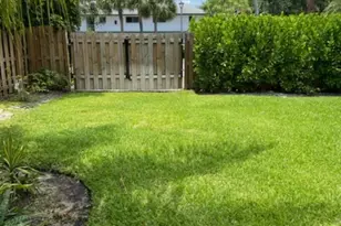 3 Ridgewood Cir, Jupiter, FL 33469 - Photo 12
