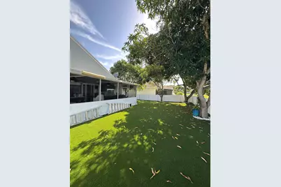 8 Elton Place, Boynton Beach, FL 33426 - Photo 22