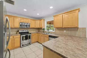 3017 SE Orchid St, Stuart, FL 34997 - Photo 8