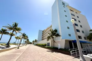 300 Oregon St, Hollywood, FL 33019 - Photo 2