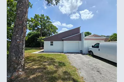4824 NW 5th Street, Delray Beach, FL 33445 - Photo 2
