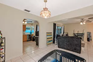 3611 NW 40th Ct, Lauderdale Lakes, FL 33309 - Photo 20