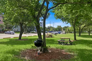 350 Farnham Q, Deerfield Beach, FL 33442 - Photo 16